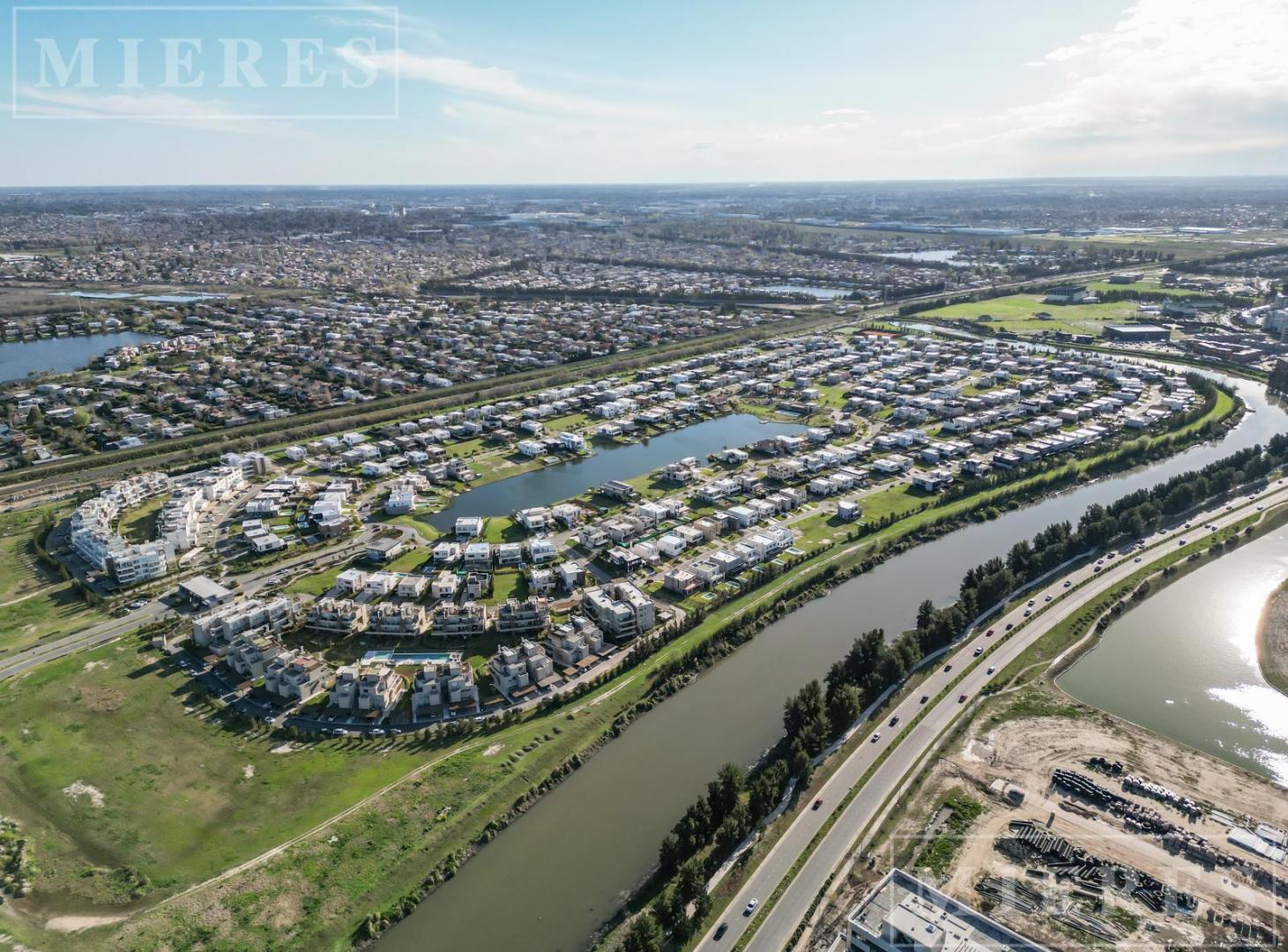 Lote perimetral en venta en Los Castaños, Nordelta
