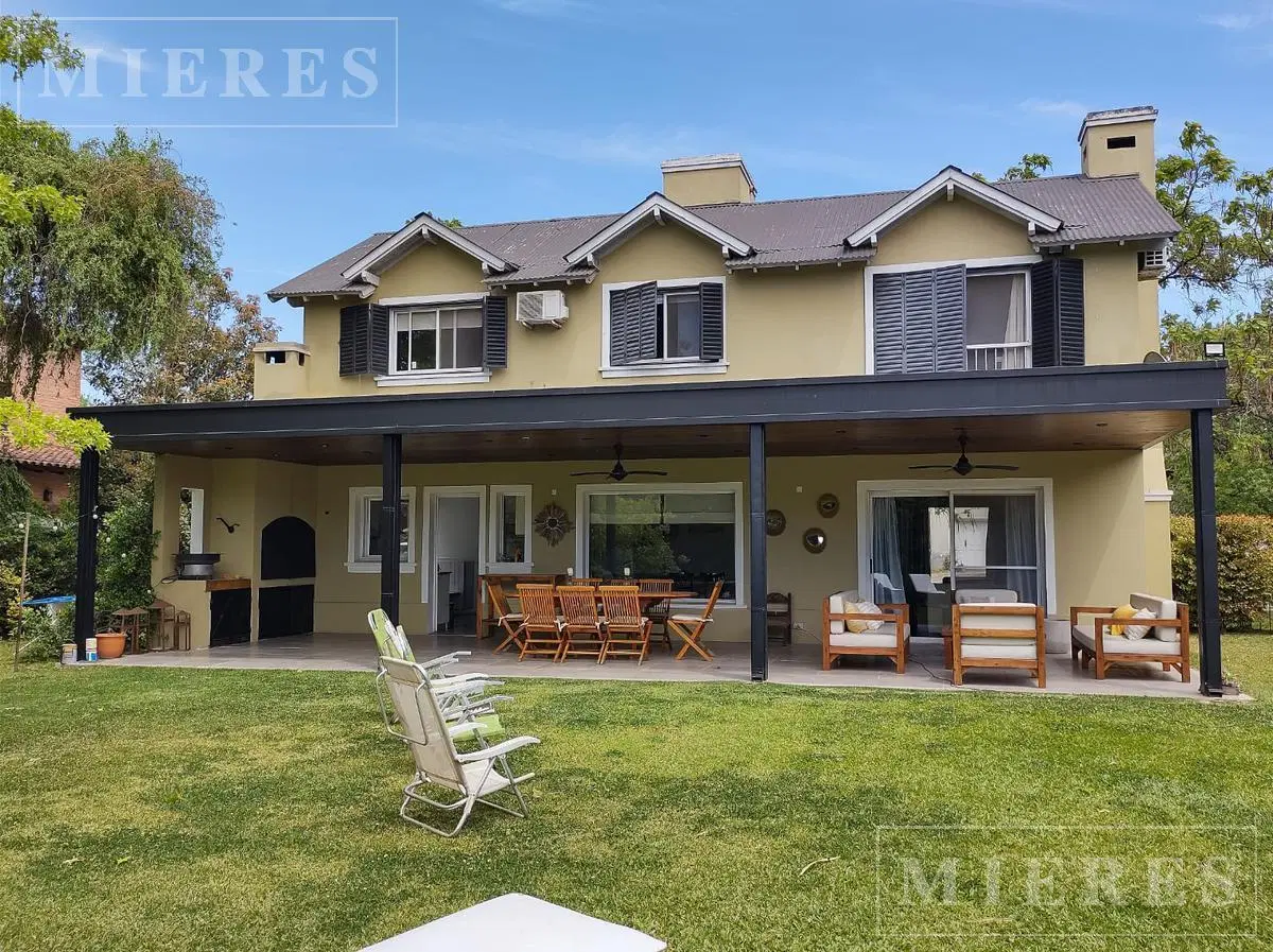 Casa en venta en Senderos II 3