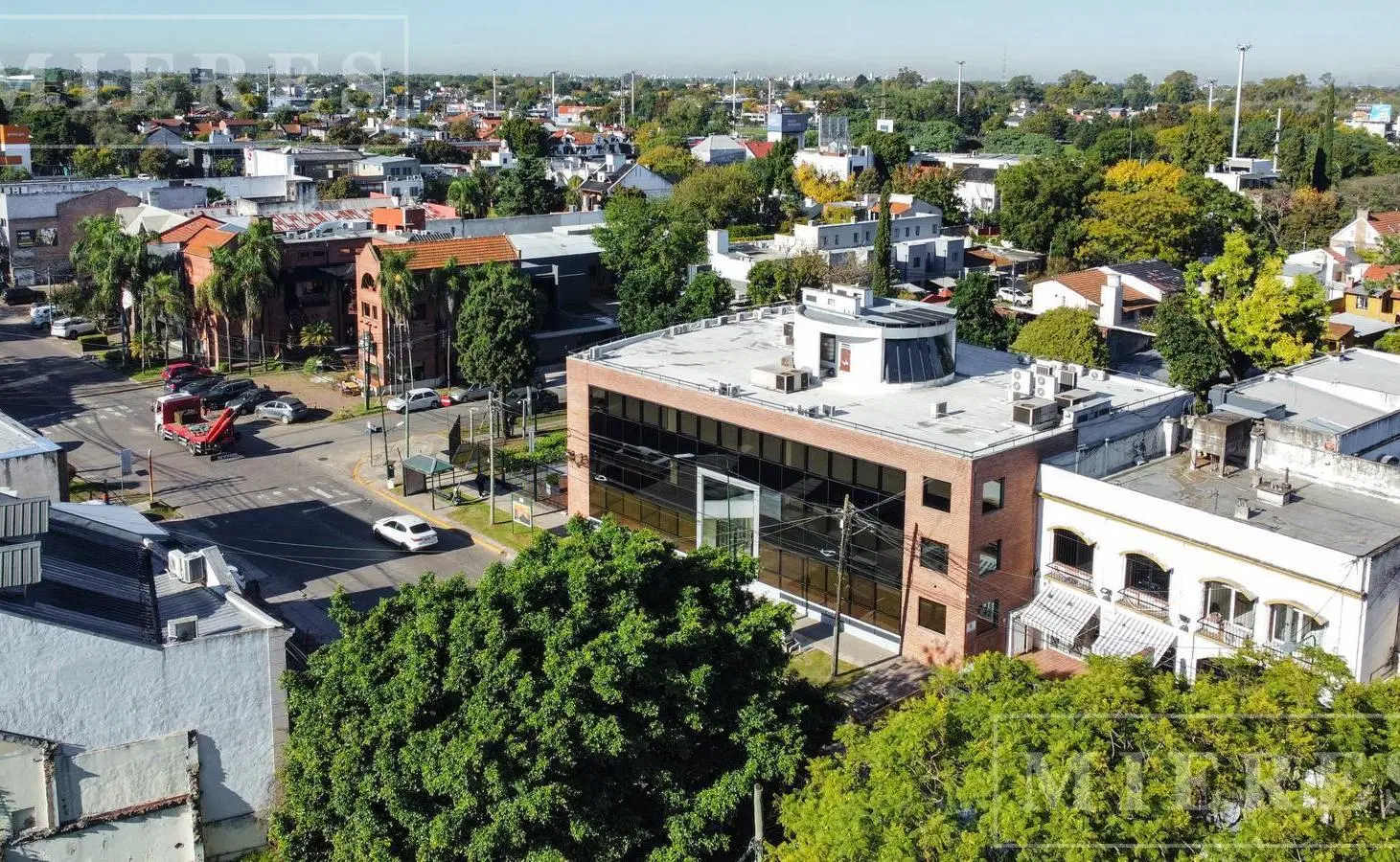 Oficina de 133 m² en Venta en el 2do.Piso - Lomas de San Isidro 5