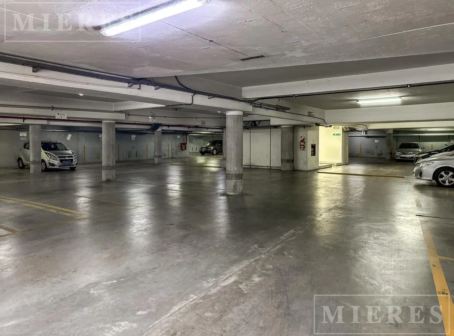 Oficina de 133 m² en Venta en el 2do.Piso - Lomas de San Isidro 2