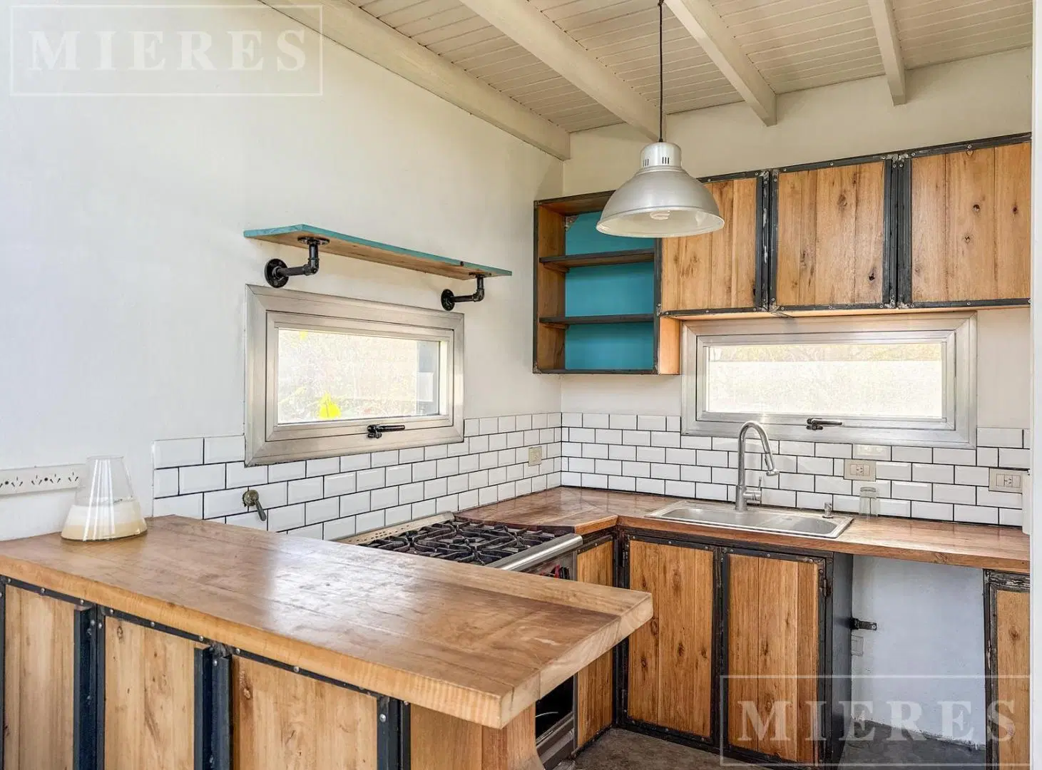 Casa en venta en Los Jazmines, Pilar del Este 3