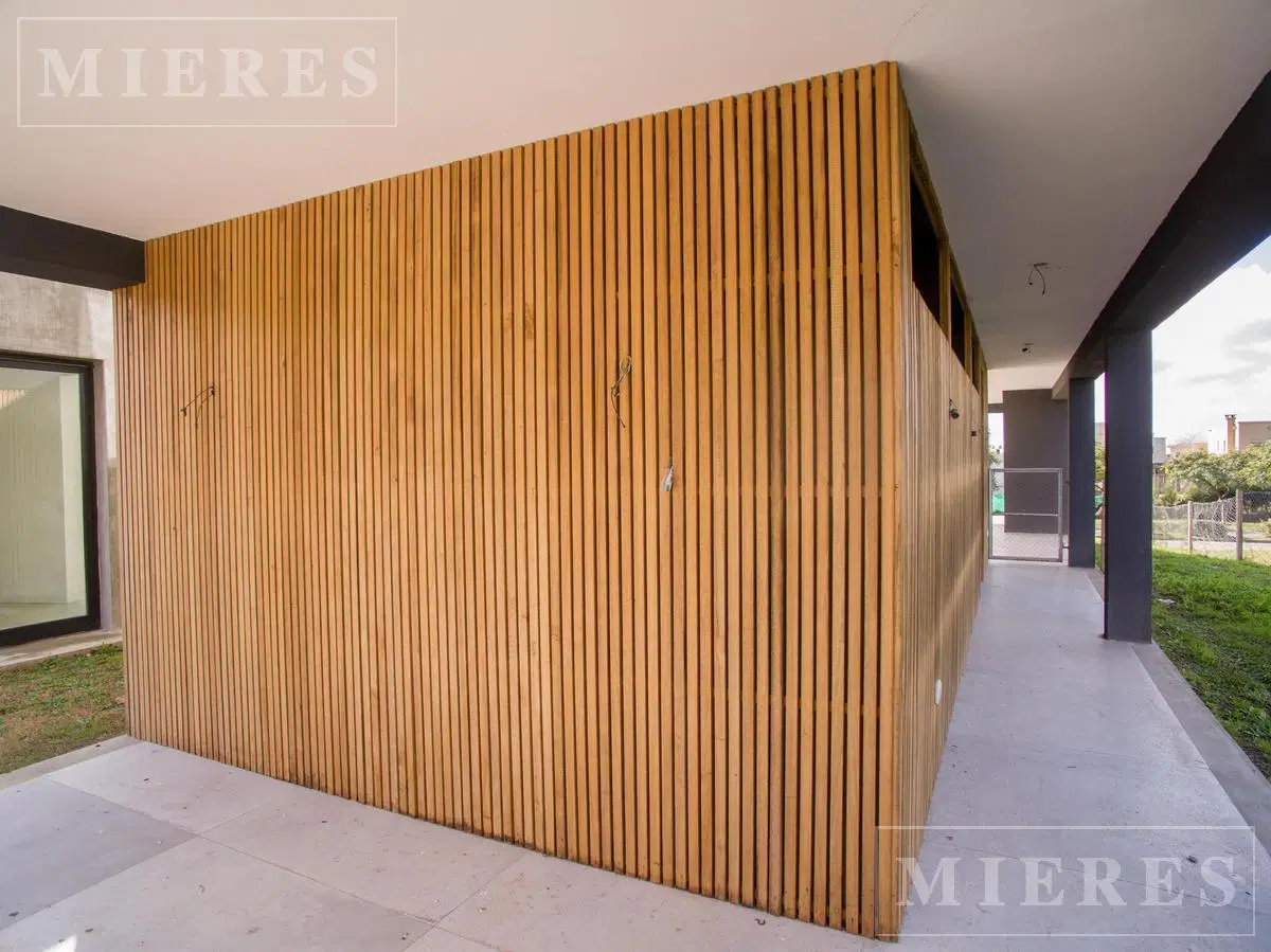 Casa en alquiler anual en San Matías área 2 2