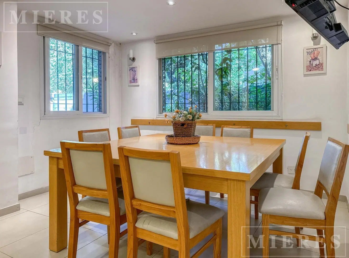Muy linda casa en venta en La Horqueta 4