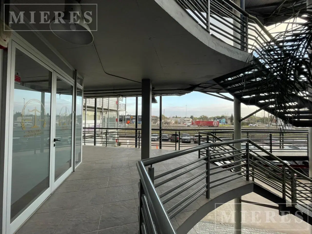 Oficina o Local de 71 mts en 1er piso en Verdi 57 3
