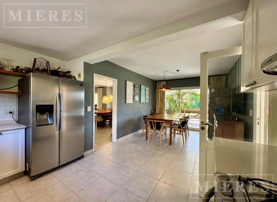 Casa en venta en La Legua 1