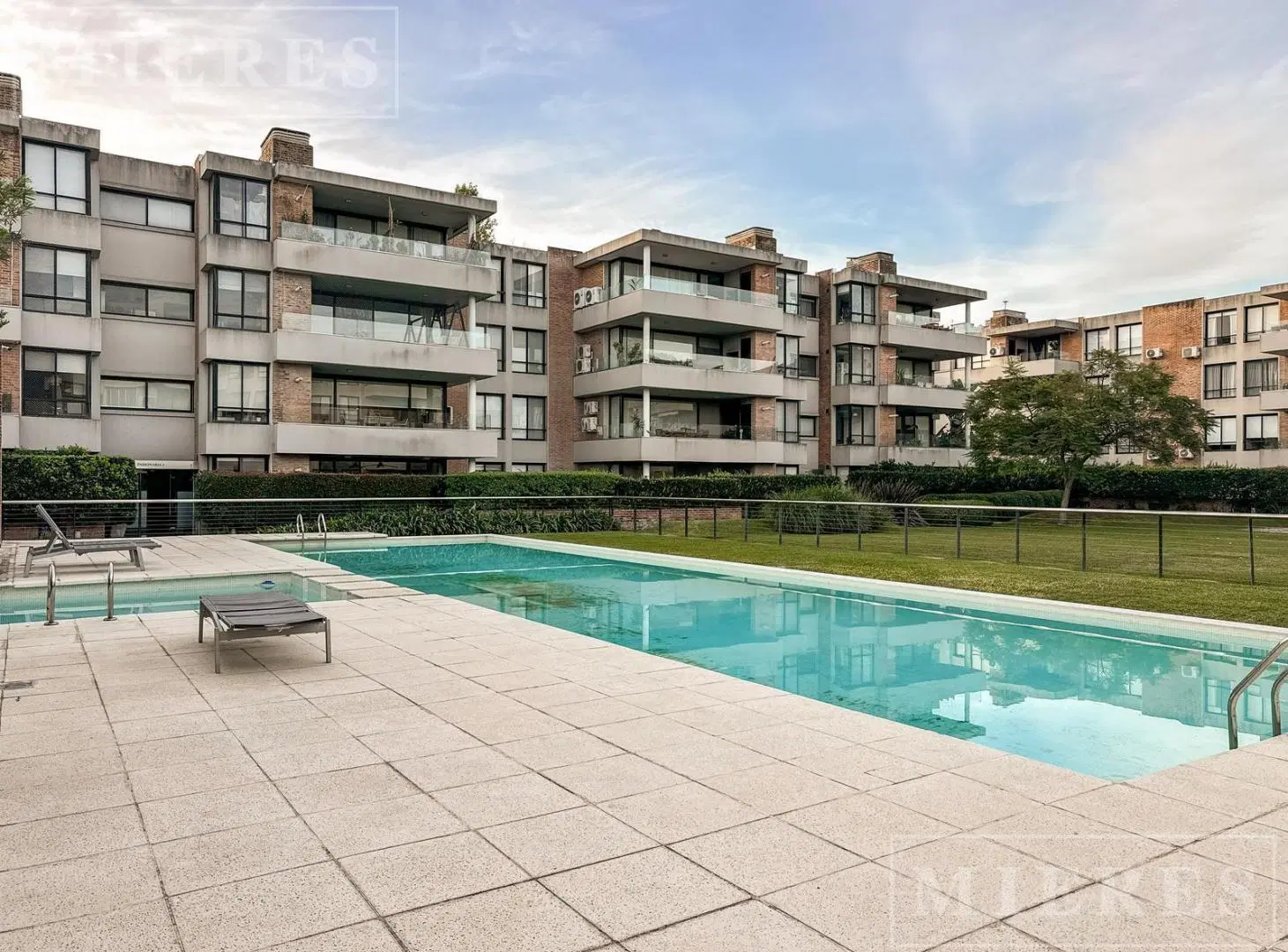 Impecable y luminoso depto. de 3 ambientes en complejo Pasionaria San Isidro en venta 3