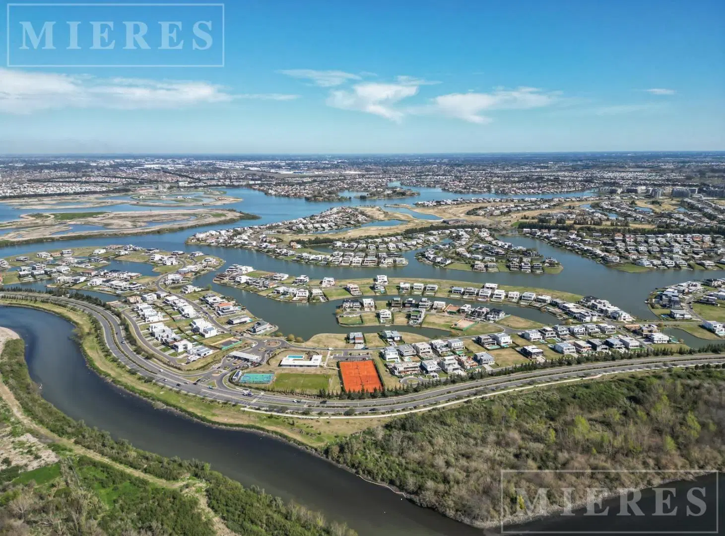 Lote en venta al Lago en el barrio Virazon, Nordelta 3