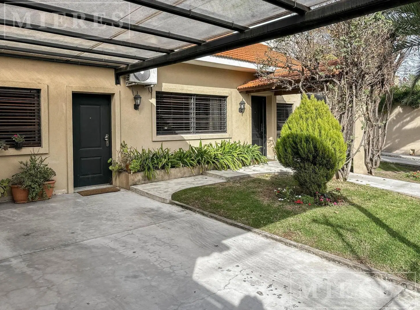 Casa en venta en Pacheco 3