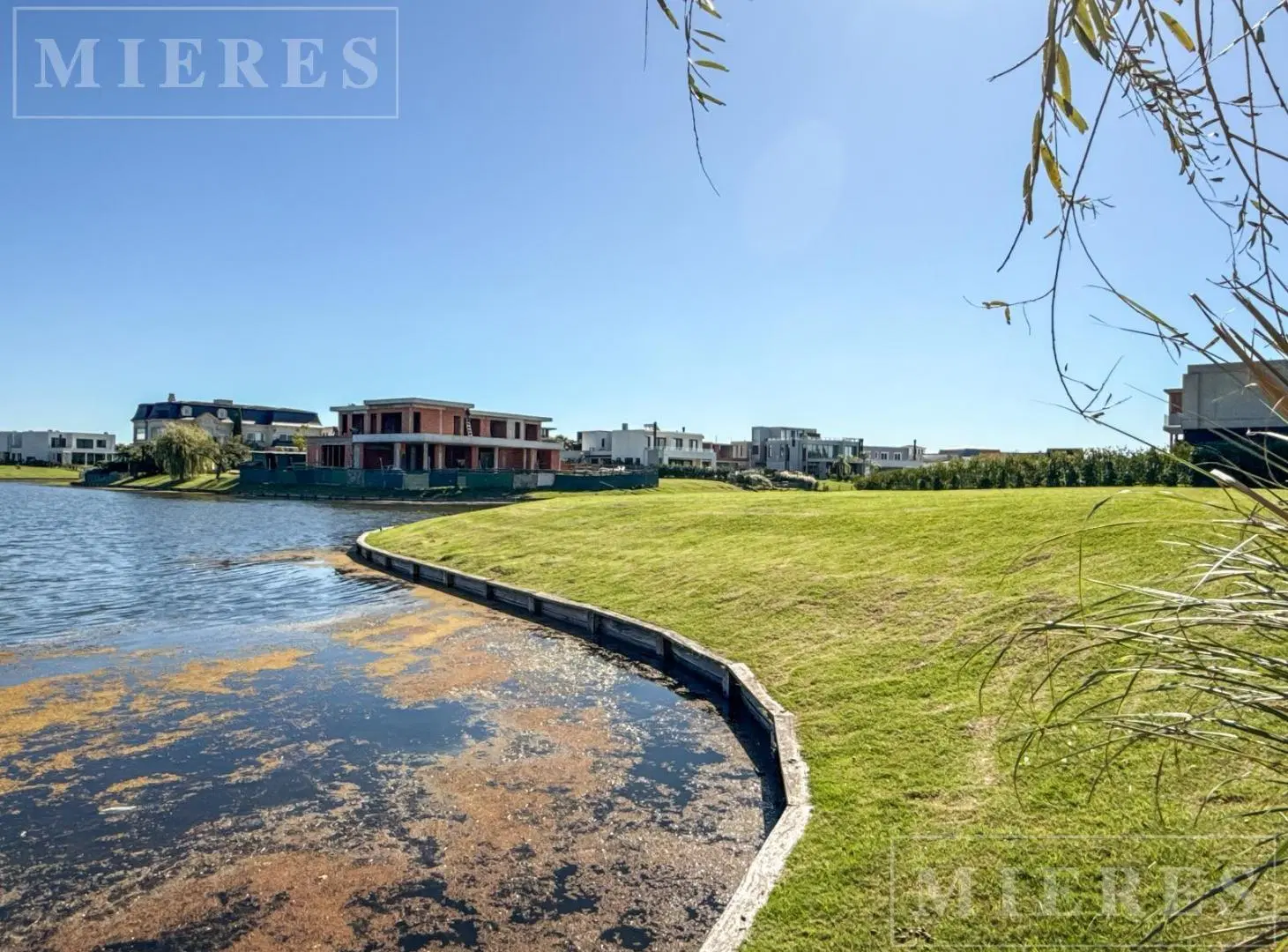 Lote en venta - Virazon, Nordelta - Sobre la Laguna, ubicado en esquina. 3