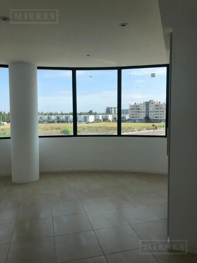 Studios de Bahía Grande - Oficina en Venta 3