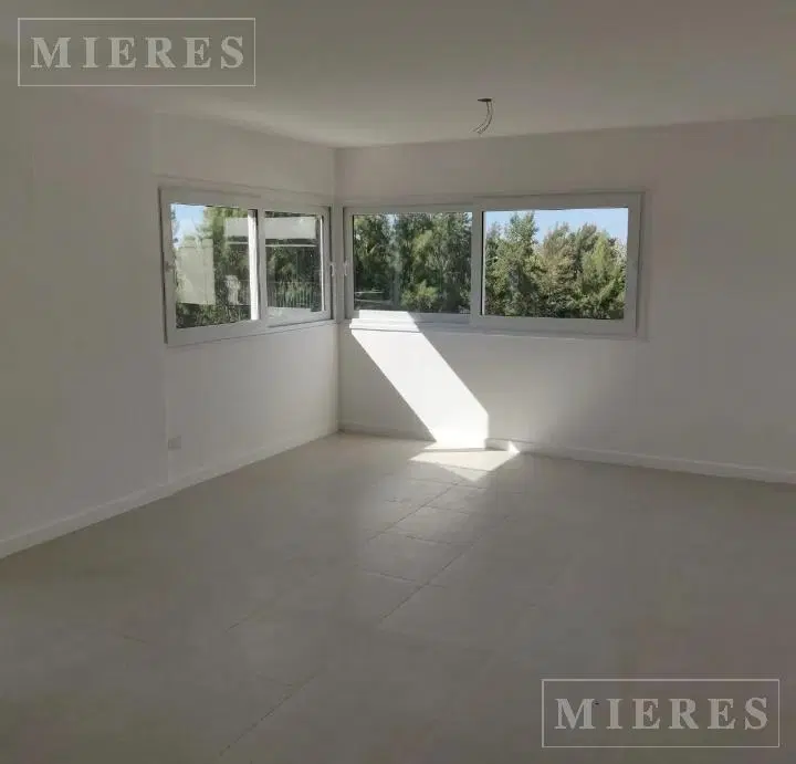 Departamento 2 ambientes en venta en Jardines del Palmar, Nordelta. 3