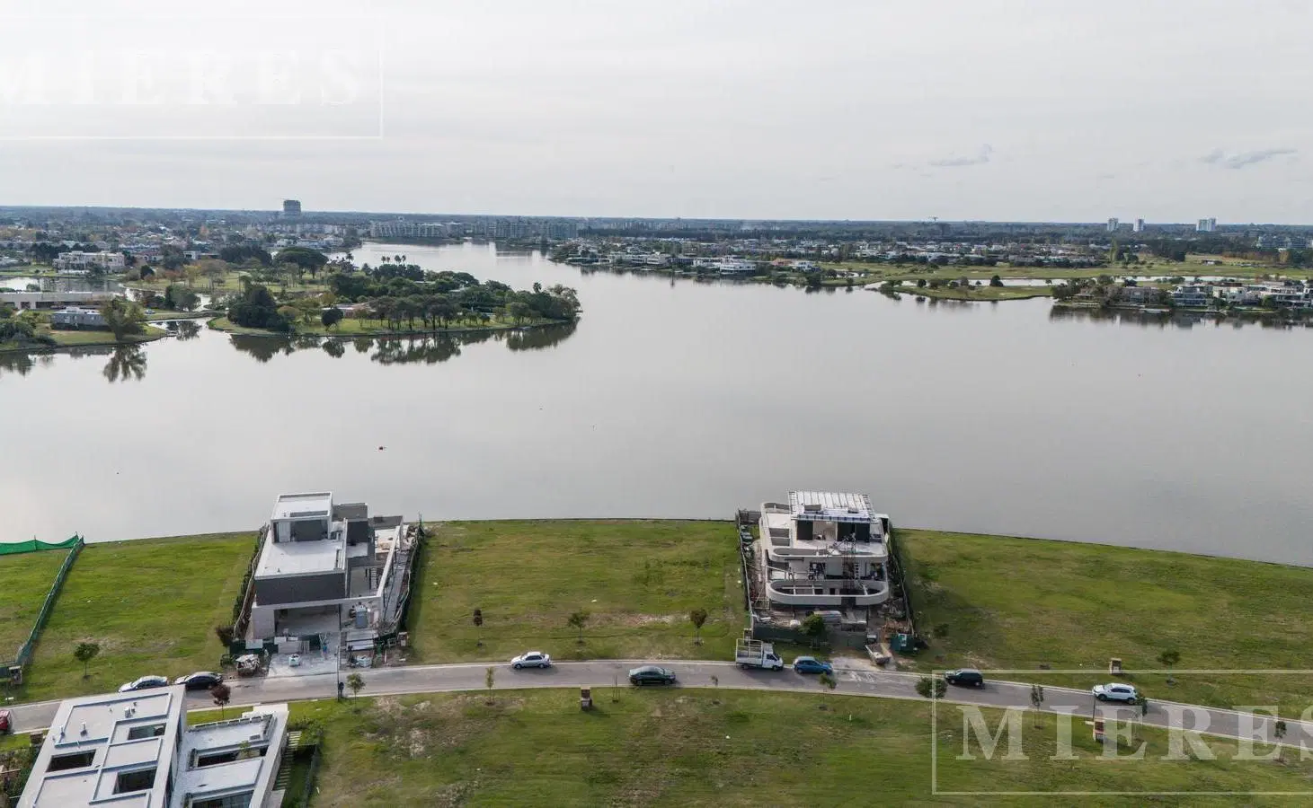 Lote en venta con orientación Norte en Los Puentes, Nordelta 3