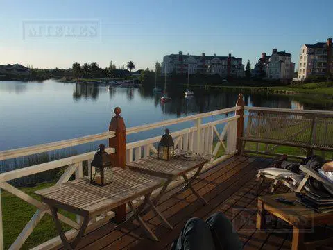 Departamento en venta 2 ambientes en Condominios de la Bahia, Nordelta 3
