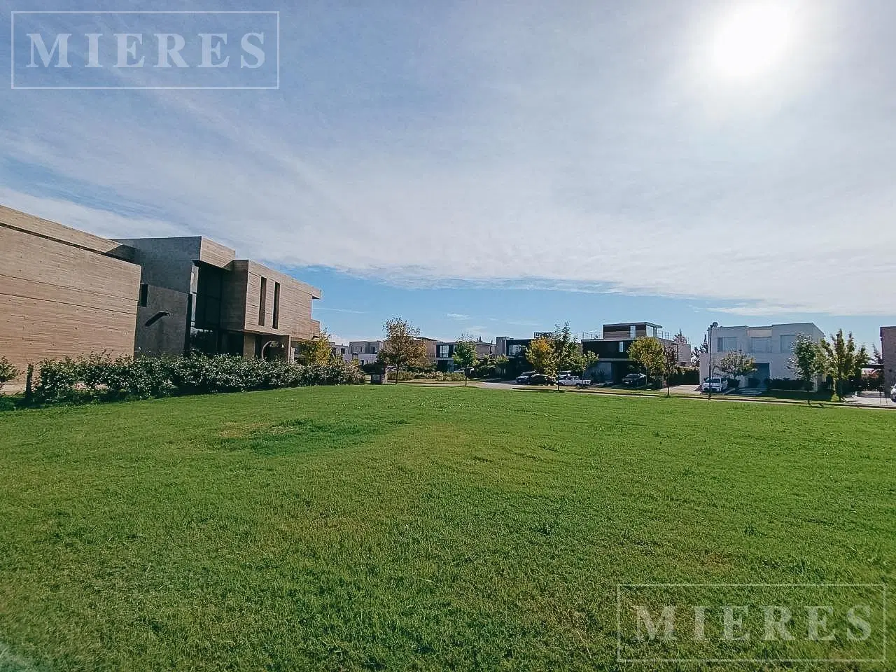 Lote a la laguna en venta en Barrio Carpinchos, Nordelta 4