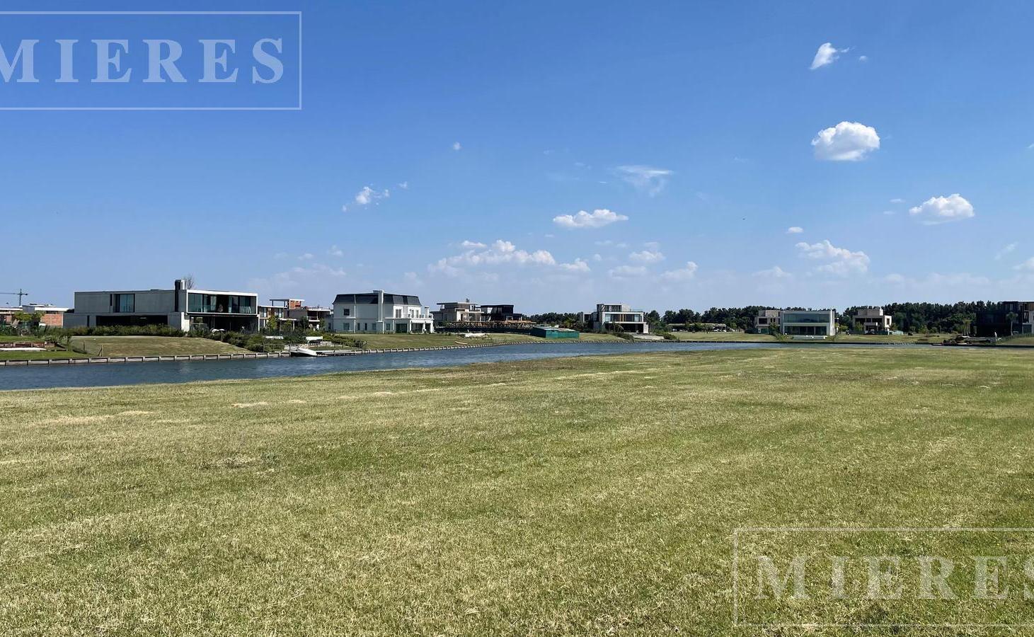 Lote al Lago en venta en Los Puentes, Nordelta