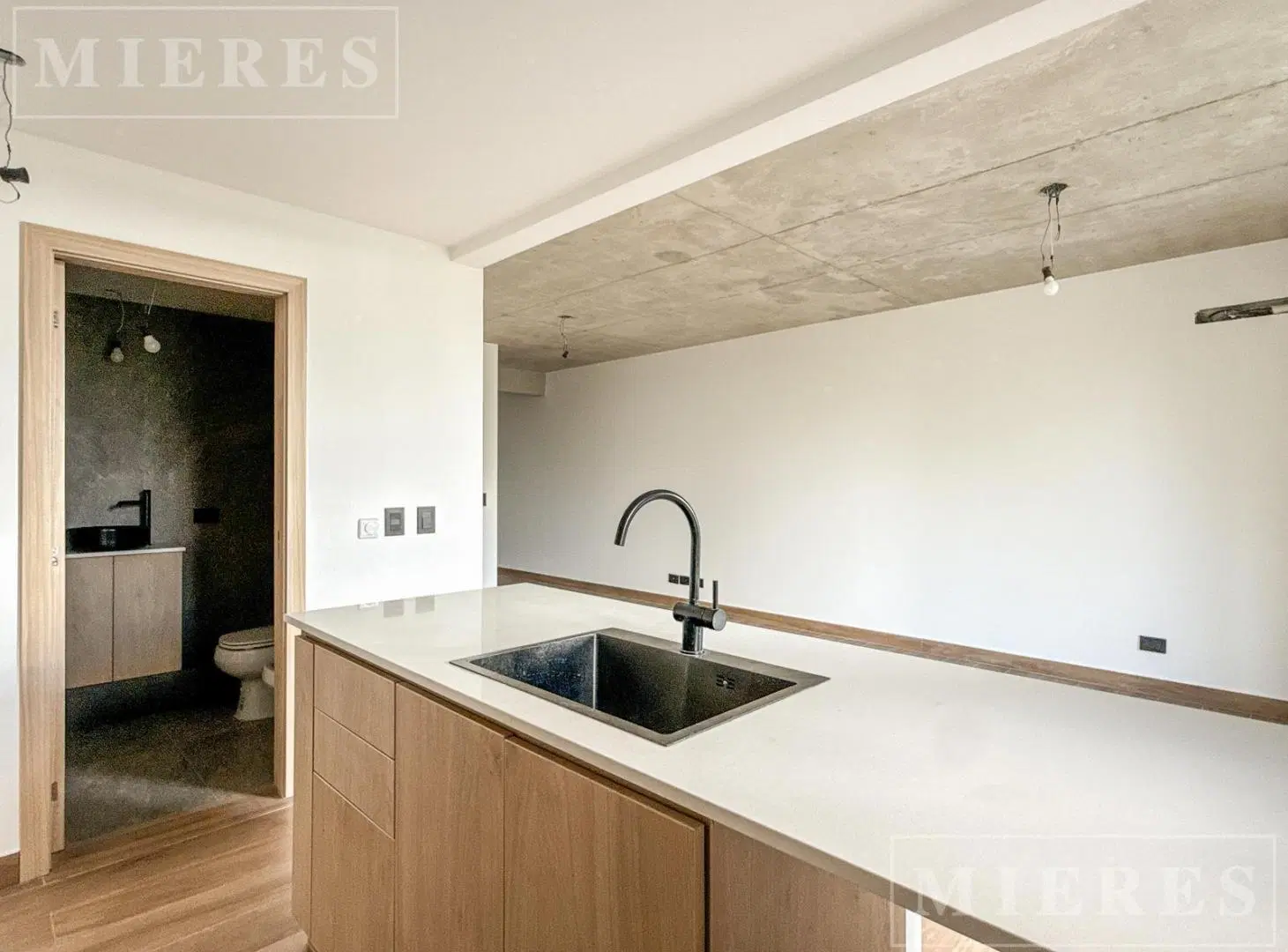 Departamento 2 ambientes con jardín en venta en Milennia, Nordelta 3