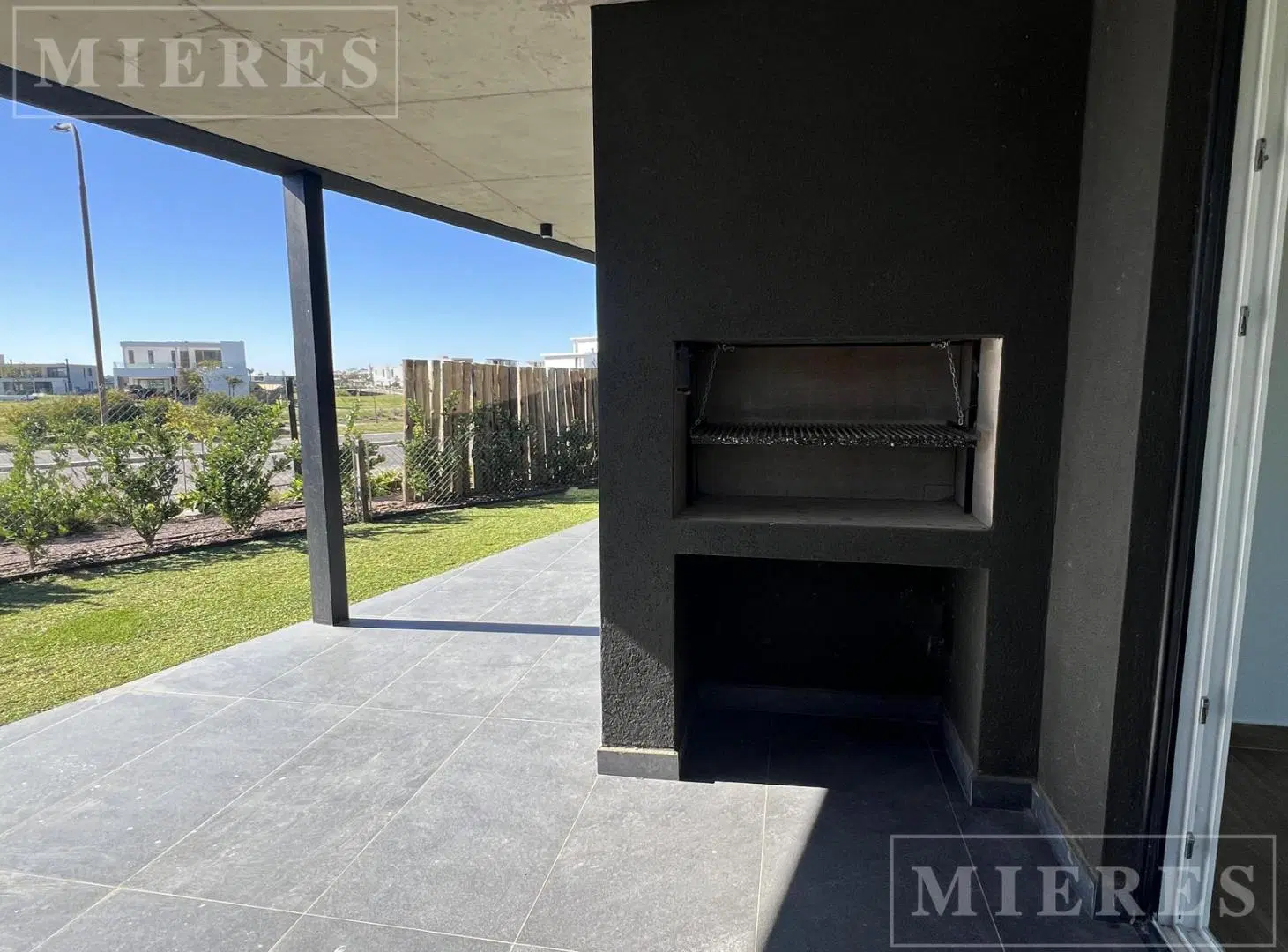 Departamento 4 ambientes con jardín en Milennia, Nordelta 5