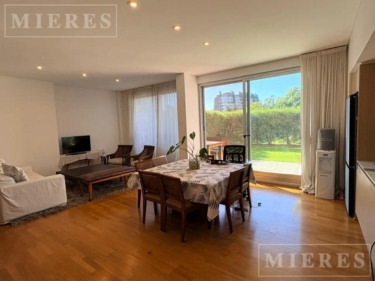 Departamento en planta baja con jardín en venta. Yoo Nordelta 5