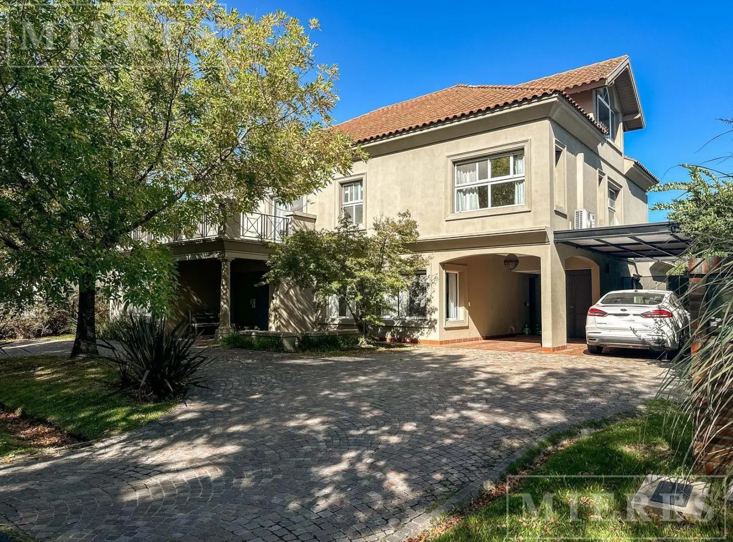 Casa en venta en barrio Laguna Del Sol 4