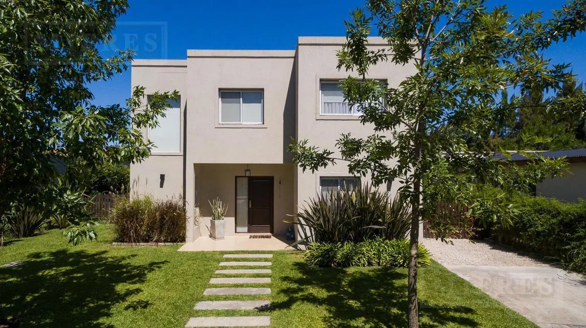 Casa en venta - Lote Interno. La Comarca Bancalari. 4