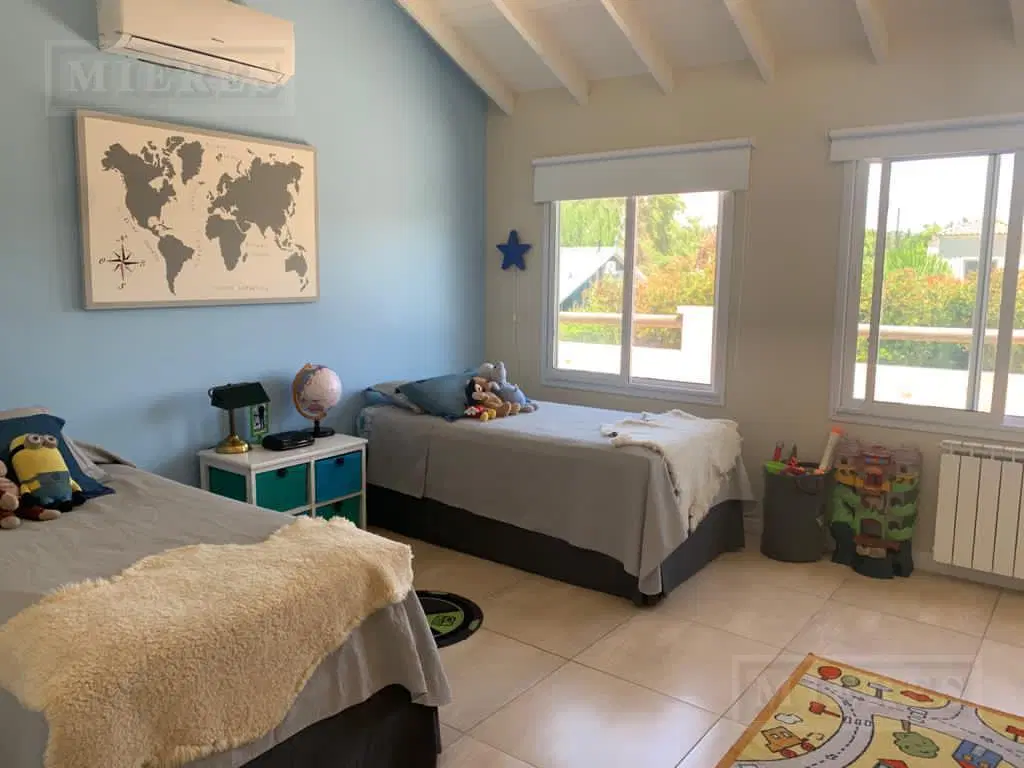 Casa en venta - Santa Barbara 4