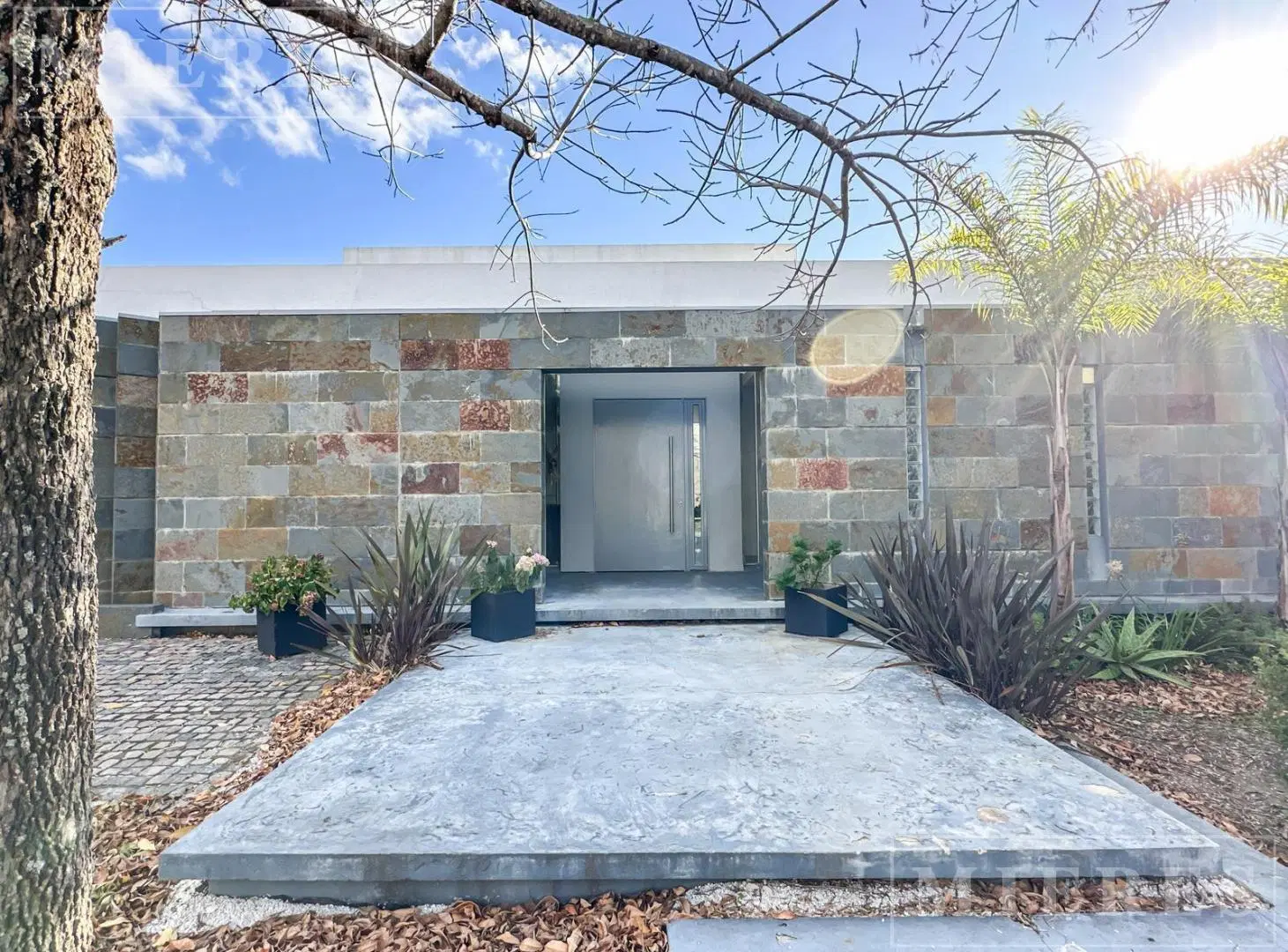 VENTA - Casa en Santa Catalina - Una planta - Villanueva 1