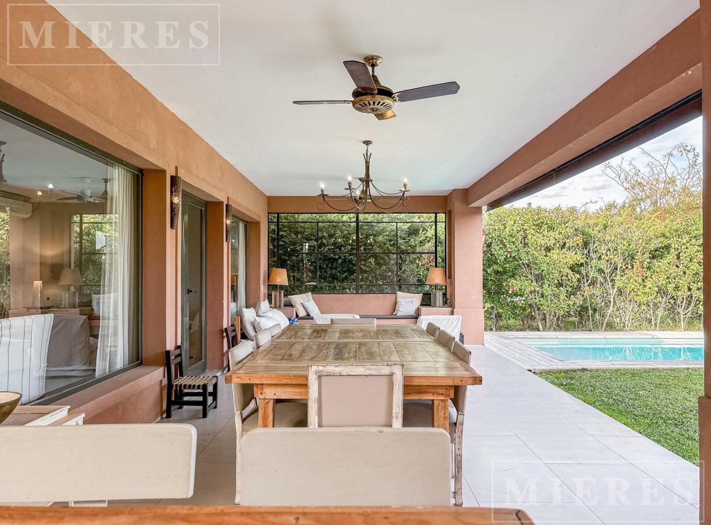 Casa en venta de una planta - APTO CREDITO - La Comarca Bancalari