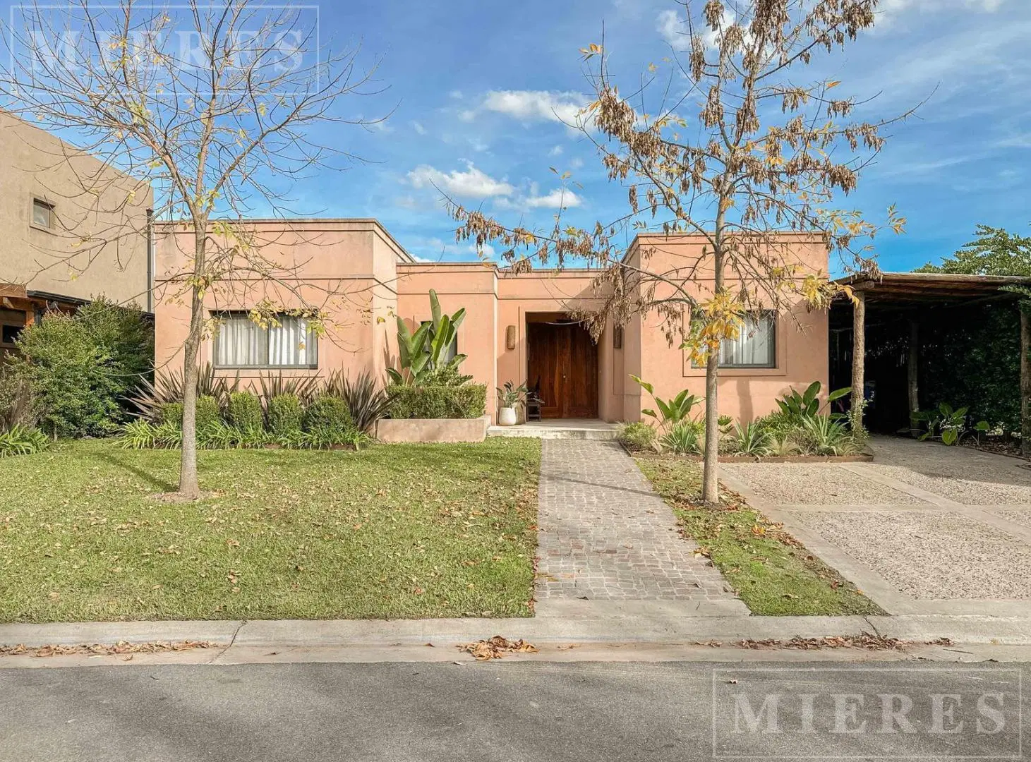 Casa en venta de una planta - APTO CREDITO - La Comarca Bancalari 5