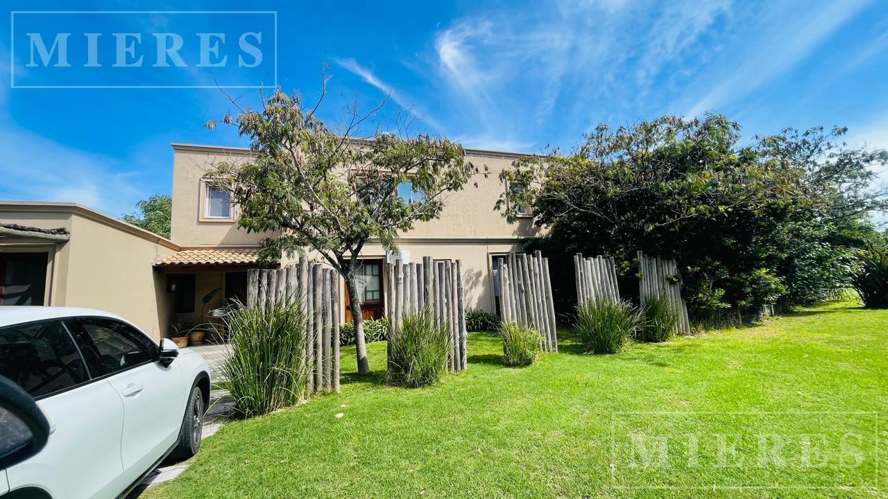 Casa en venta en Santa Barbara - Lote Interno - Bancalari