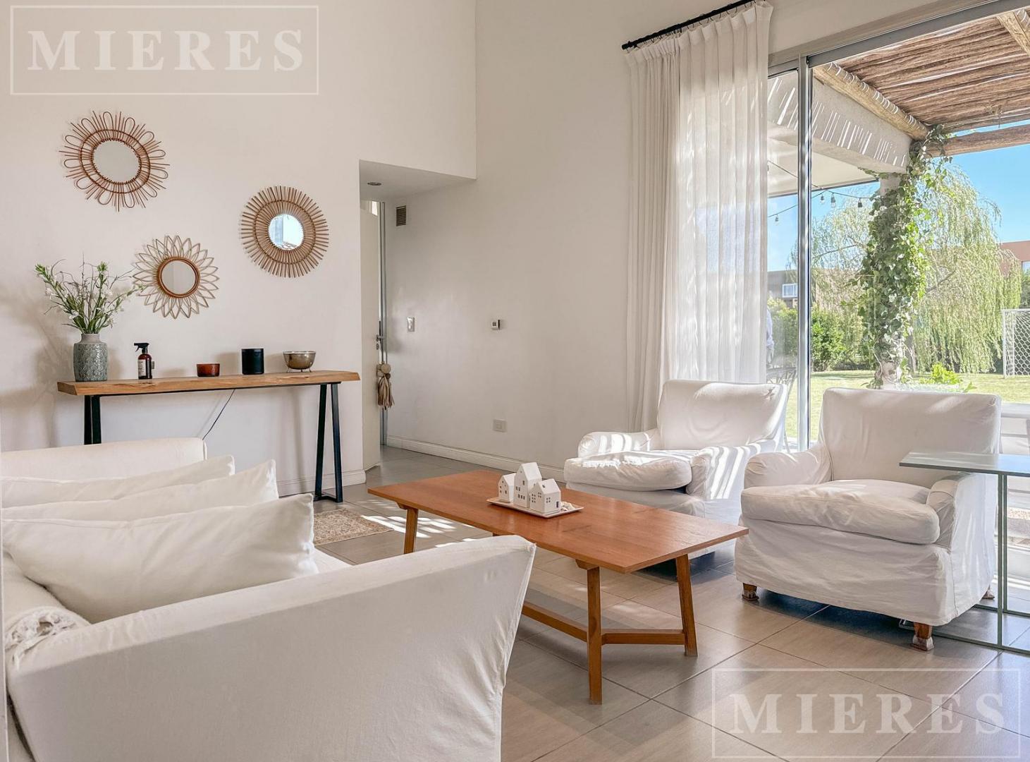 Foto de Casa en venta en san Gabriel Villanueva - Apto Credito, imagen 1