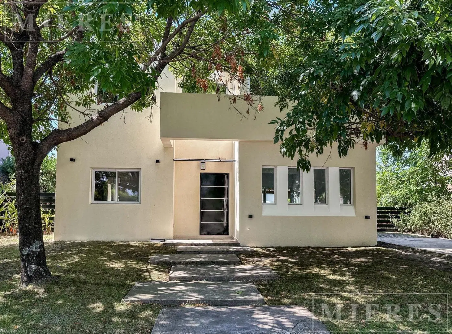 Casa en venta en Barrio La Comarca, Bancalari 3