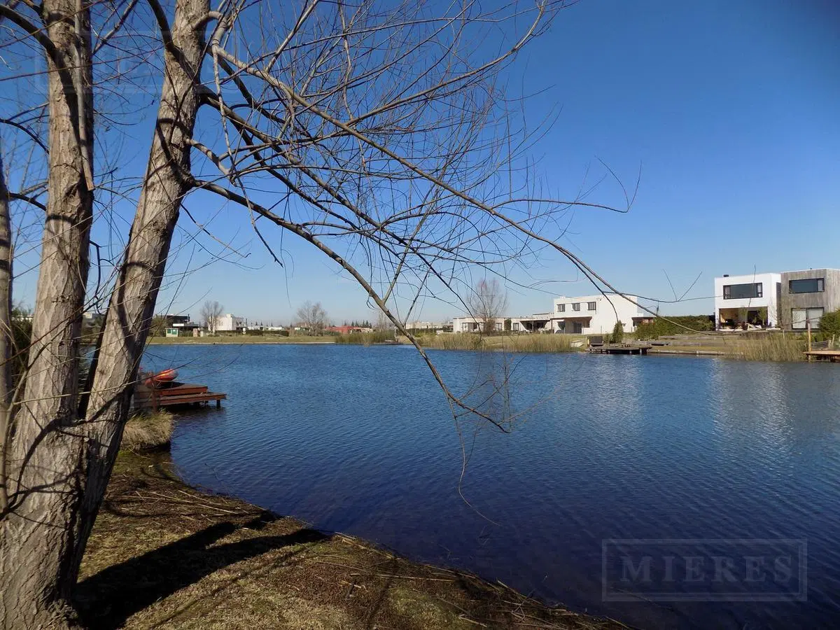 Lote en venta a la laguna - San Rafael Villanueva 1