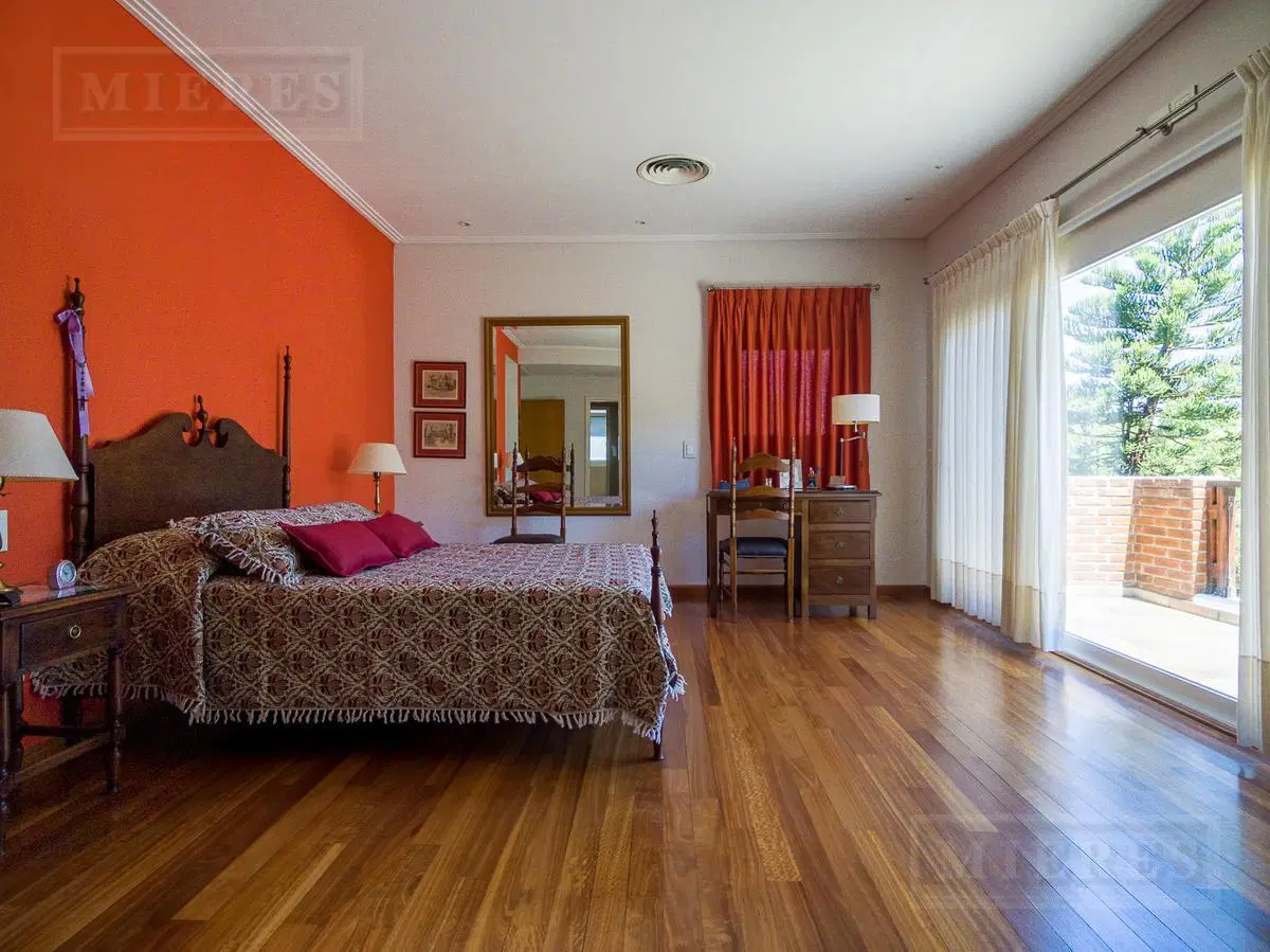 Casa a la venta con doble lote interno en Barrancas De San José, Bancalari. 5