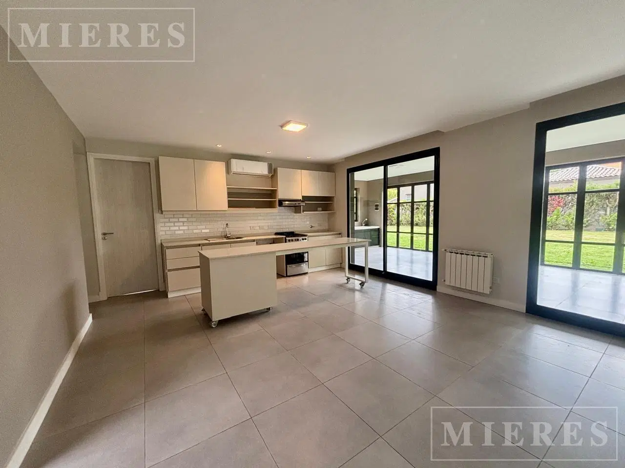 Casa en alquiler anual - Lote Interno - Santa Catalina - Villanueva 5