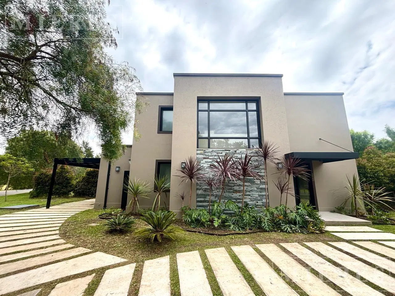 Casa en alquiler anual - Lote Interno - Santa Catalina - Villanueva 3