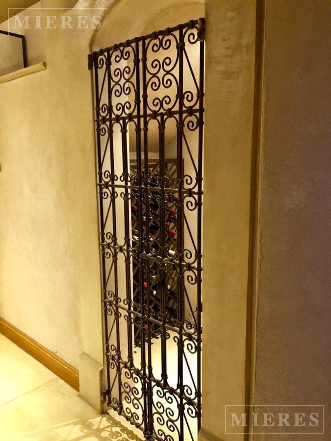 Excelente casa en venta en Santa Bárbara sobre lote Interno.