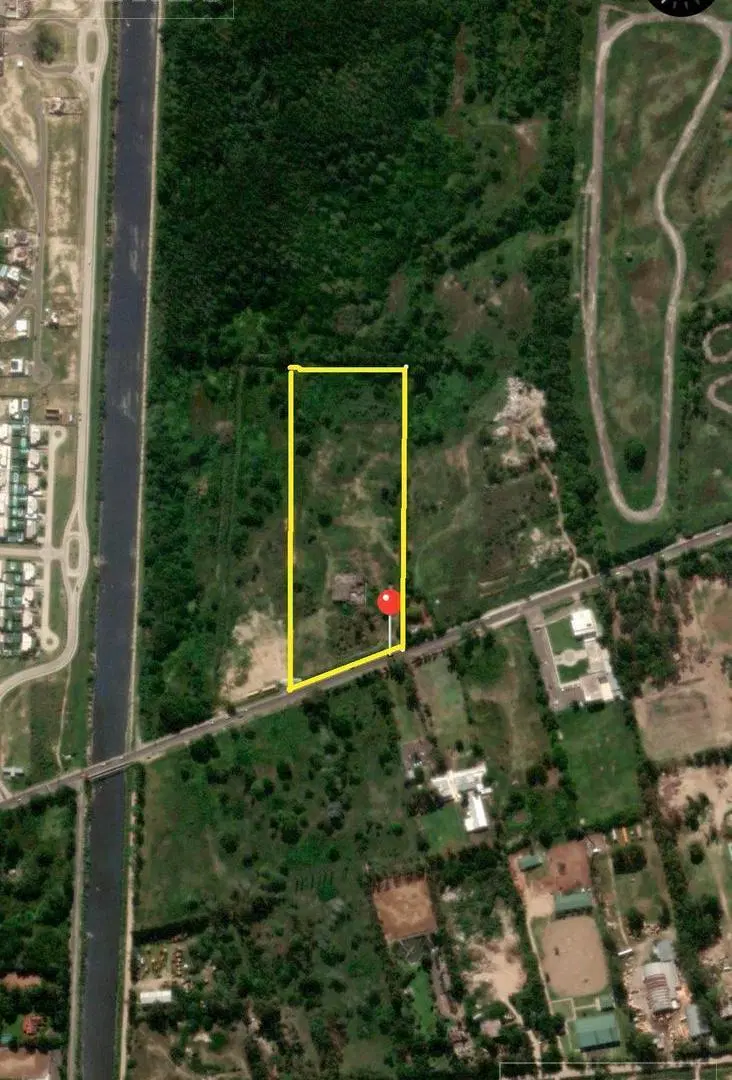 Terreno Apto para desarrollo residencial sobre Av, Italia, Villanueva. 4