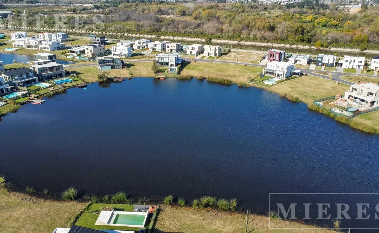 Lote en Venta en el Barrio Santa Ana - Villanueva. 4