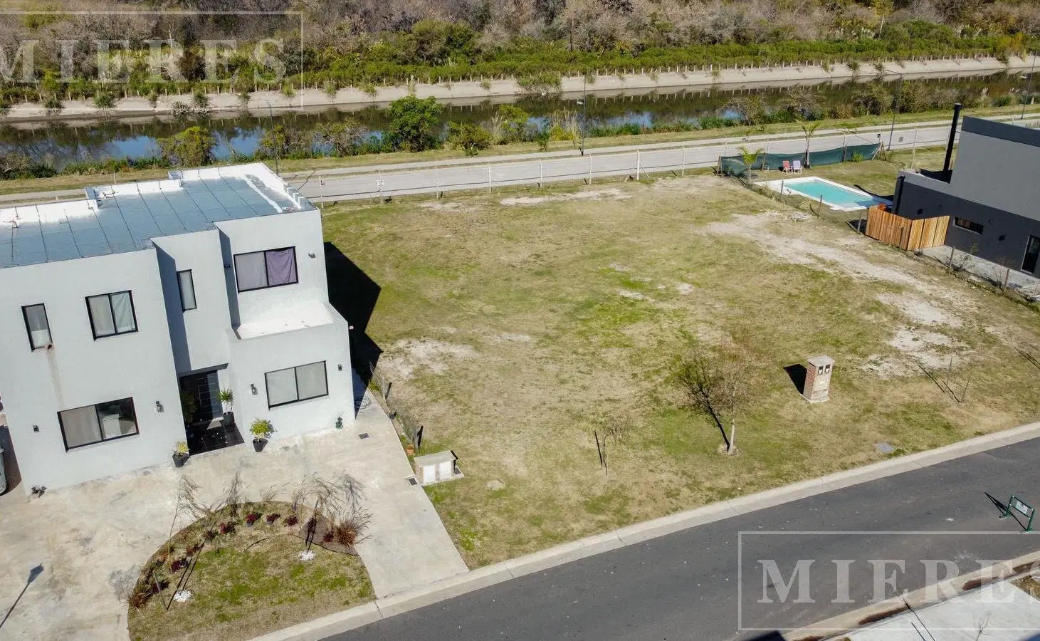 Lote en venta en el Barrio Santa Ana, Villanueva 5