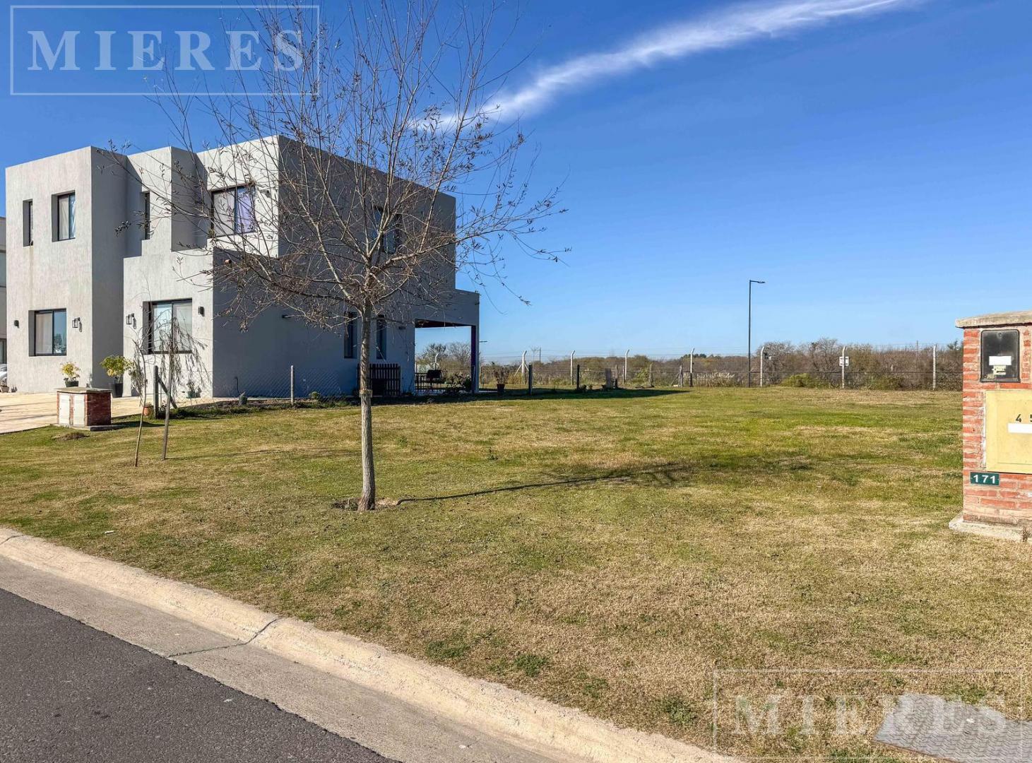 Lote en venta en el Barrio Santa Ana, Villanueva