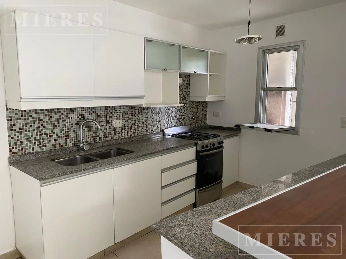 Departamento en PB con Jardín en Praderas de Santa Bárbara 4