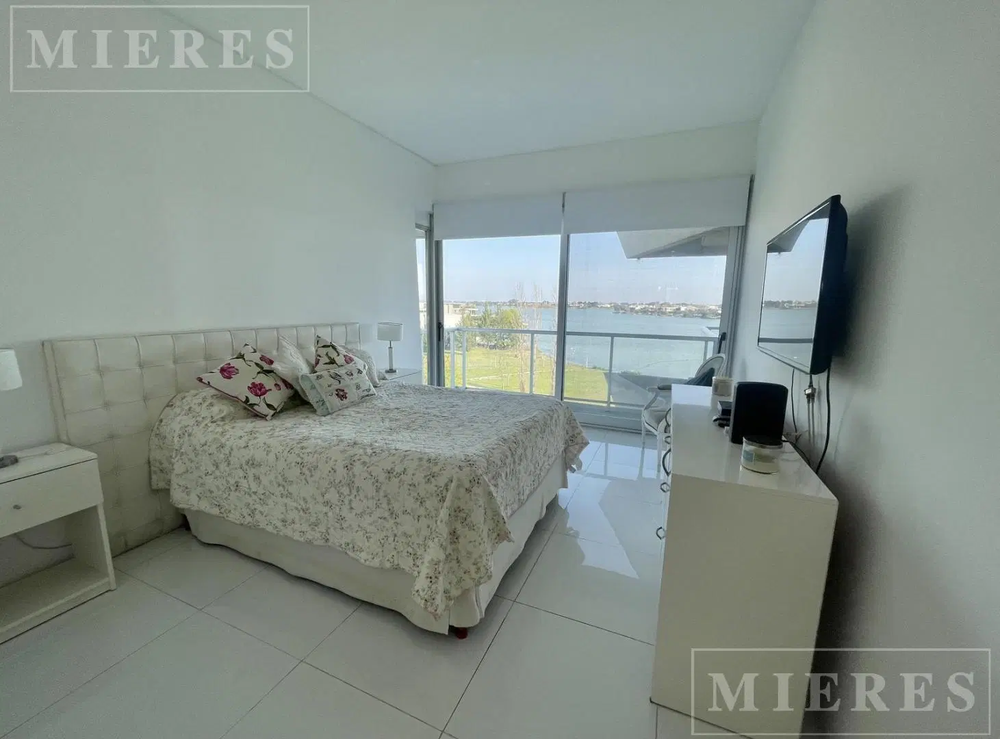 Departamento 3 ambientes en alquiler anual amobado en Yoo Nordelta 5