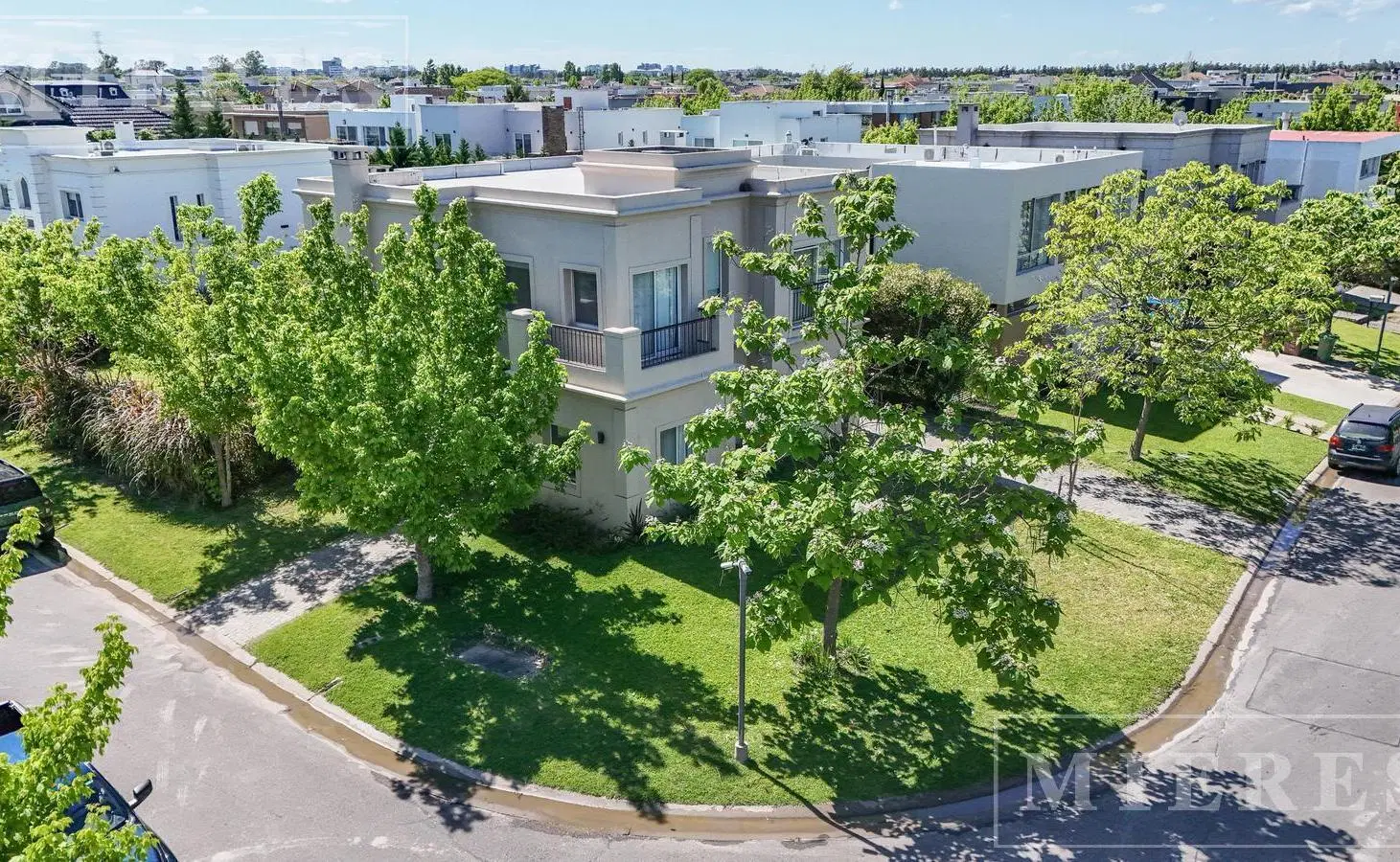 Casa en venta en el barrio Los Alisos, Nordelta 3