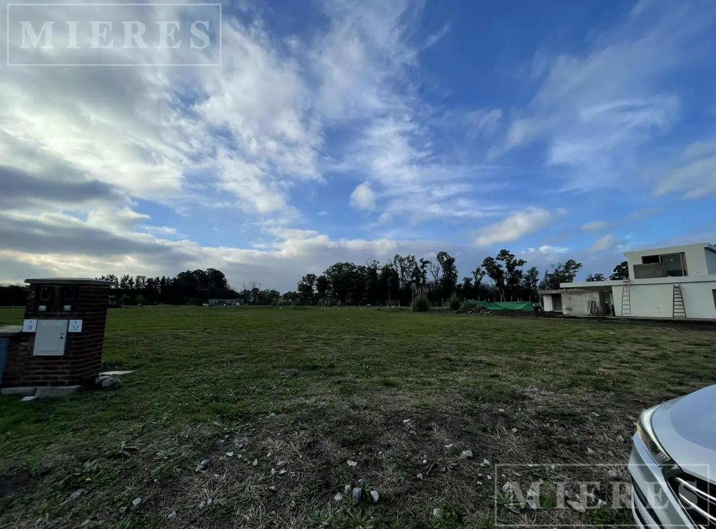 Lote de 1098m² en venta en Cardano, Pilar 3