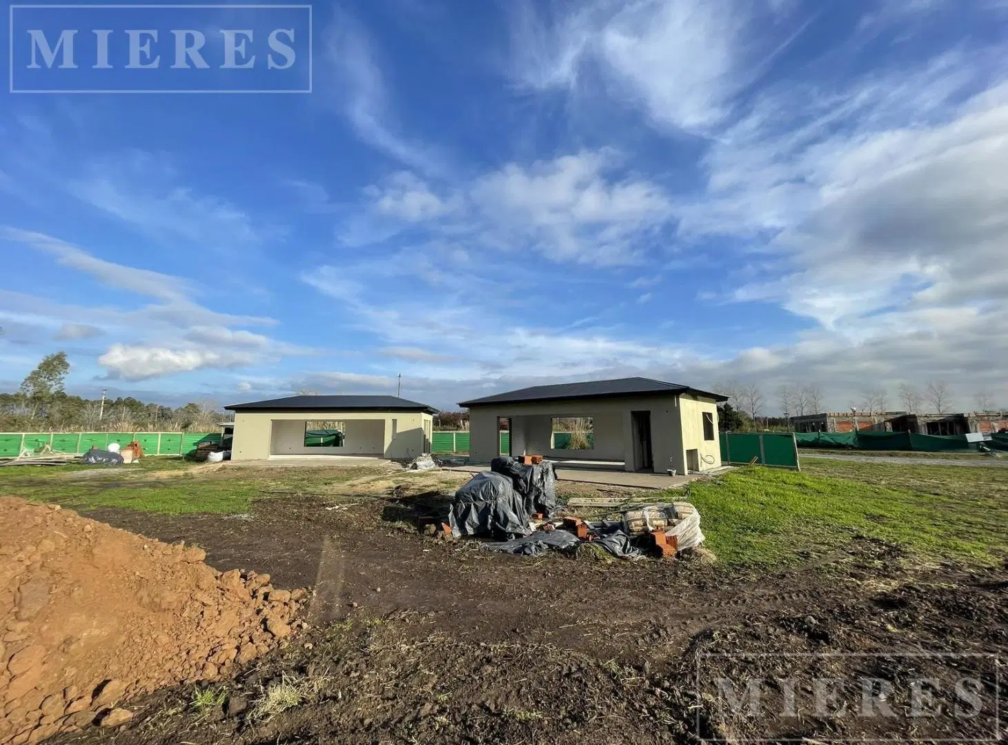 Lote de 1098m² en venta en Cardano, Pilar 2