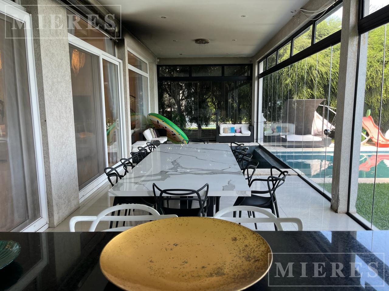 Foto de Casa en venta a la laguna en Los Alisos, Nordelta., imagen 4