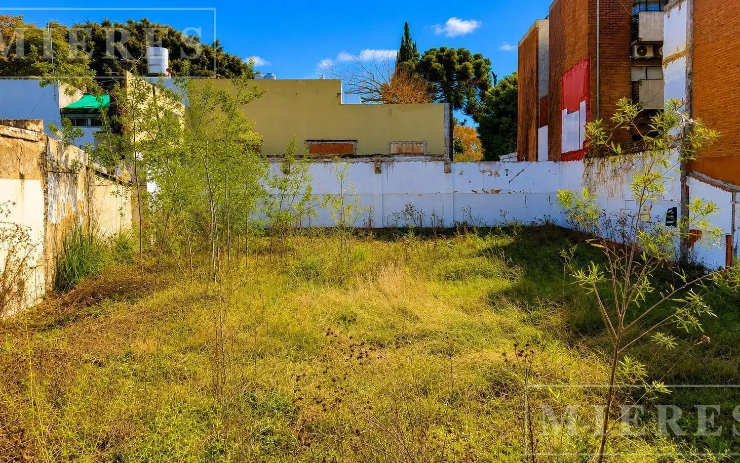 Lote para desarrollo residencial en La Calabria – San Isidro, en venta. 4