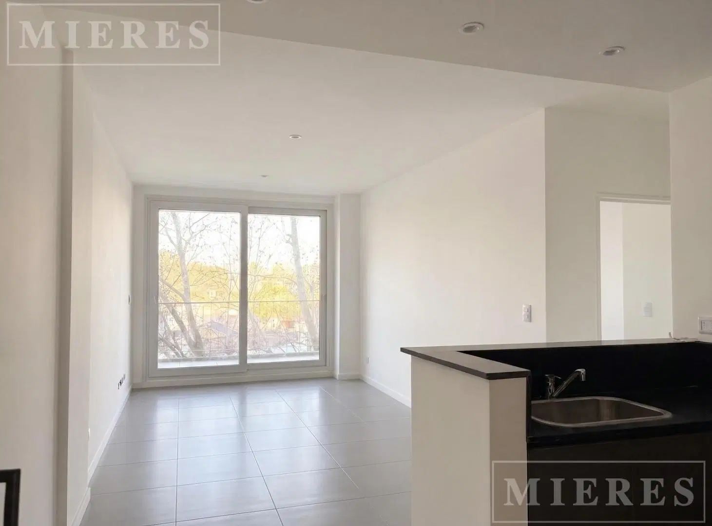 Departamento en Venta y Alquiler en Tigre Centro 1