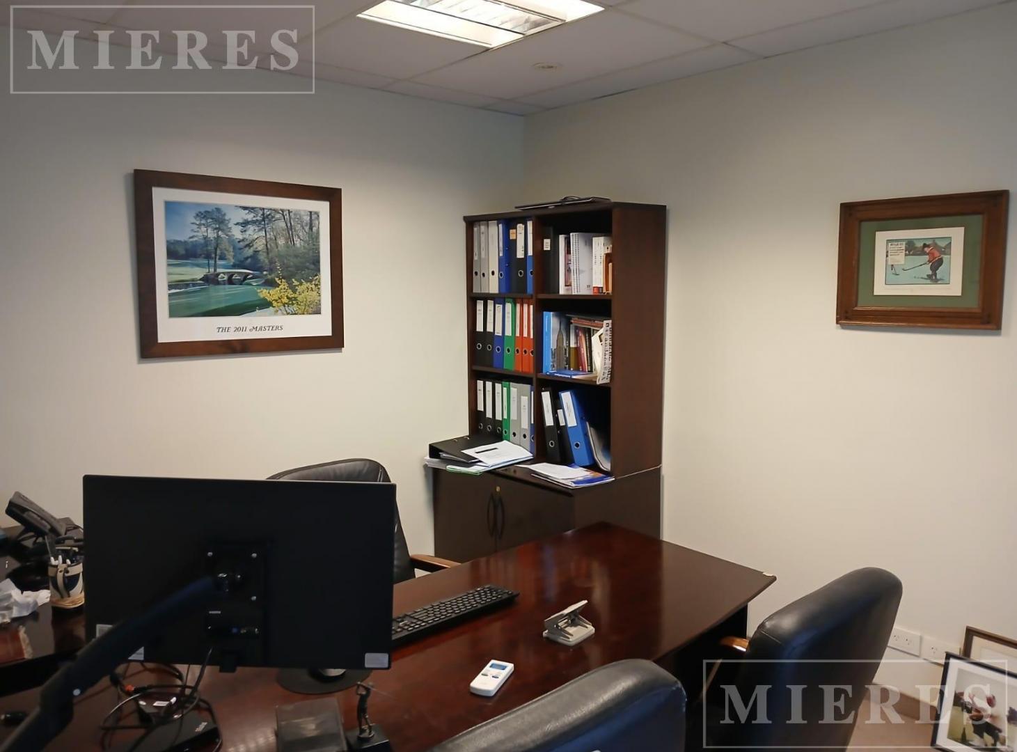 Foto de Oficina en Alquiler de 200 m2 en Lomas de San Isidro, imagen 1