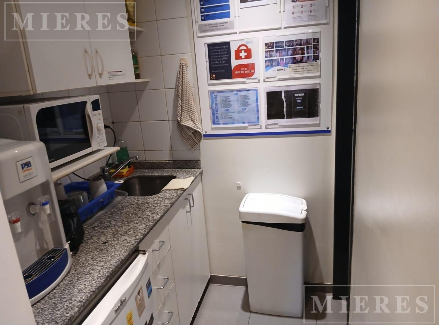 Foto de Oficina en Alquiler de 200 m2 en Lomas de San Isidro, imagen 4